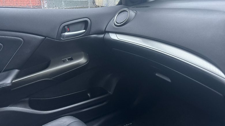 Honda Civic 1.6 i-DTEC SR 5dr Diesel Hatchback